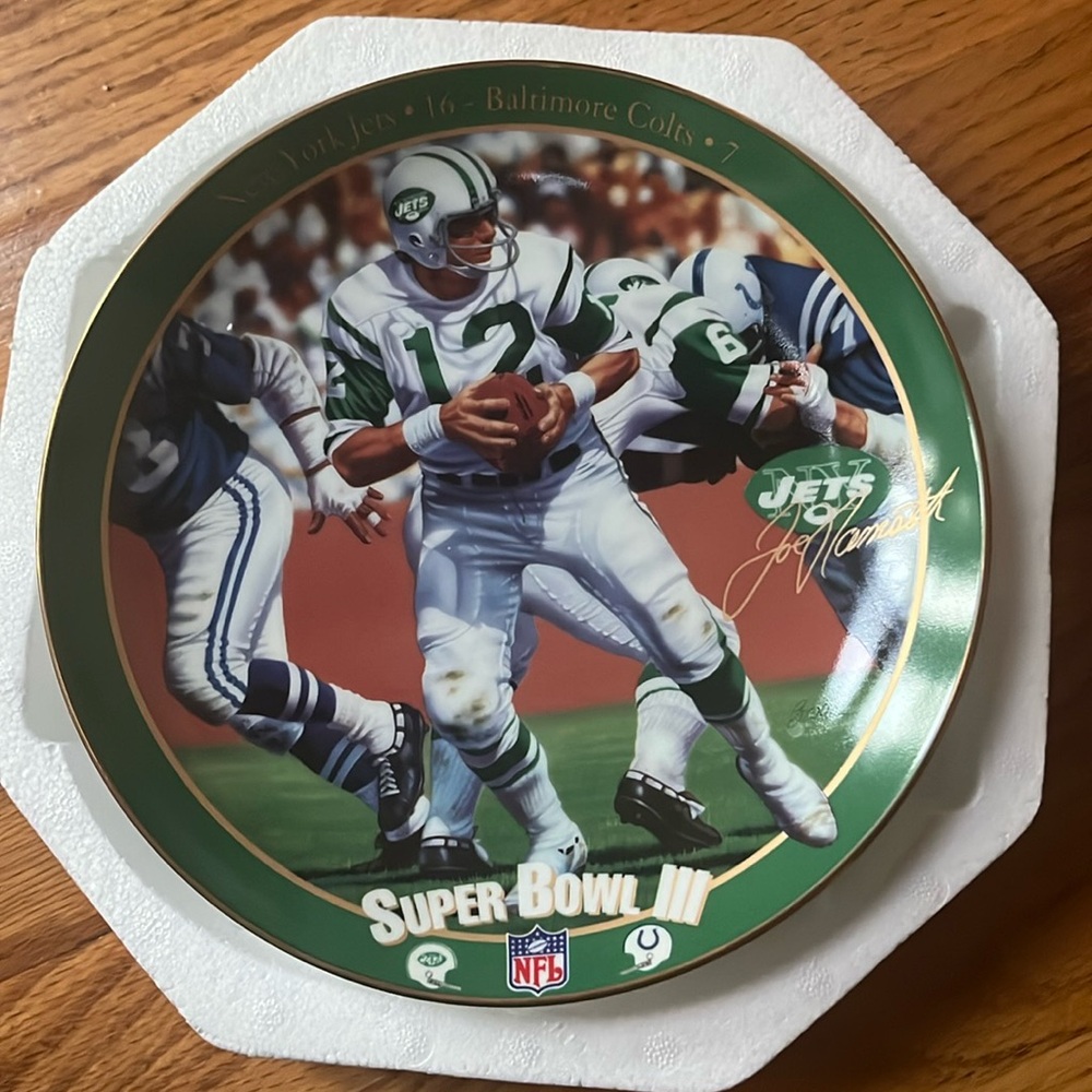 Joe Namath. The Guarantee commemorative plate.